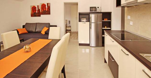 Apartment Gorica 2 No.7 - with Balcony and Pool