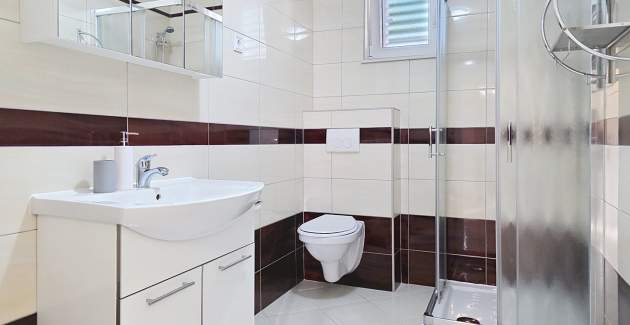 Appartamento Gorica 2 n.10 – con piscina, a livello seminterrato