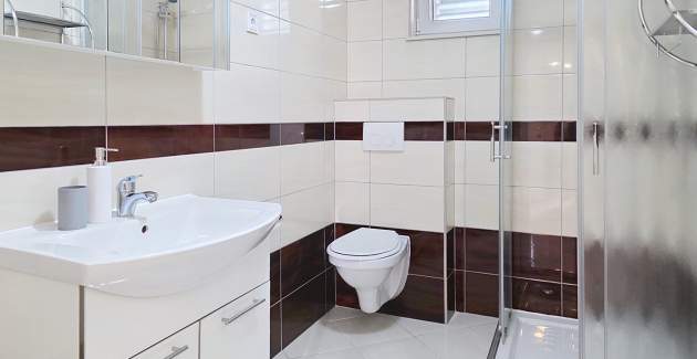 Appartamento Gorica 2 n.10 – con piscina, a livello seminterrato