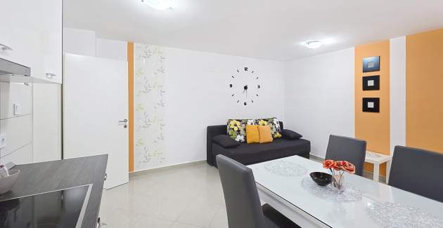 Appartamento Gorica 2 n.12 – con piscina, a livello seminterrato