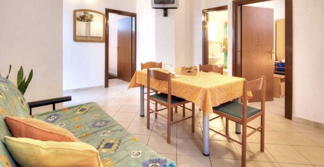 Apartment Grozdana No. 1A - with Terrace