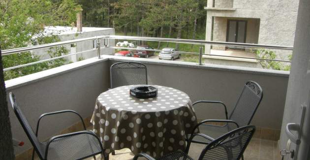 Apartment Hrabric A4 - with Balcony and Parking