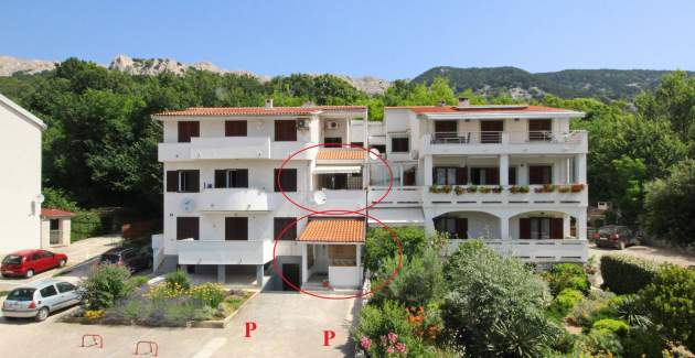 Monolocale Karamarko – con terrazza coperta