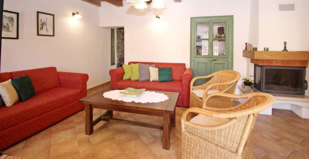 Holiday House Katarinini Dvori - with private Pool