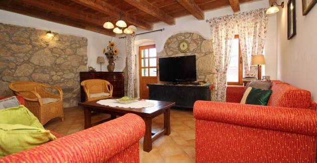 Holiday House Katarinini Dvori - with private Pool