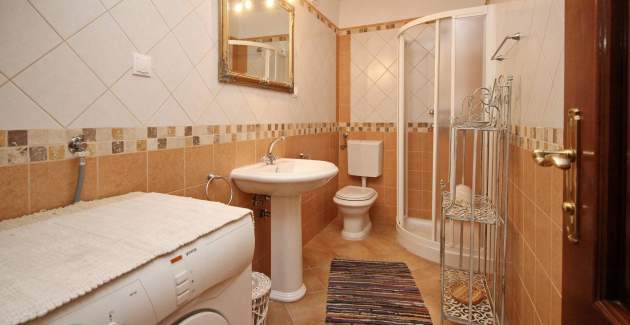 Holiday House Katarinini Dvori - with private Pool