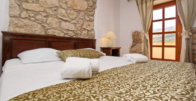 Holiday House Katarinini Dvori - with private Pool