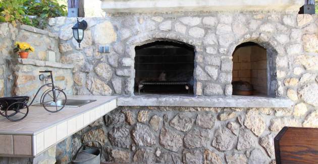 Holiday House Katarinini Dvori - with private Pool