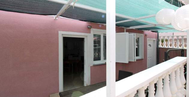 Studio Apartment Lovincic No.4 - with Terrace, 200 m from the Beach