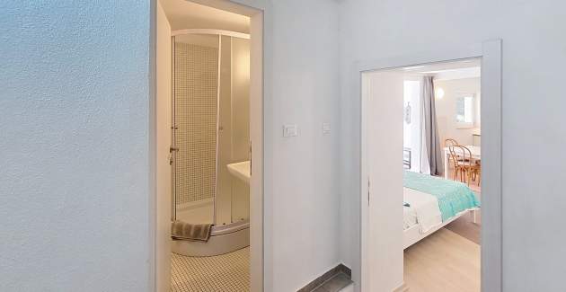 Studio Apartment Meratti - in the old Part of Baska, 200m from the Beach