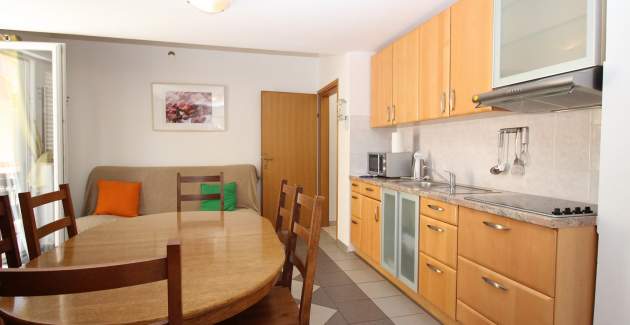 Apartment Mikulan Beach Novi - near the Sea