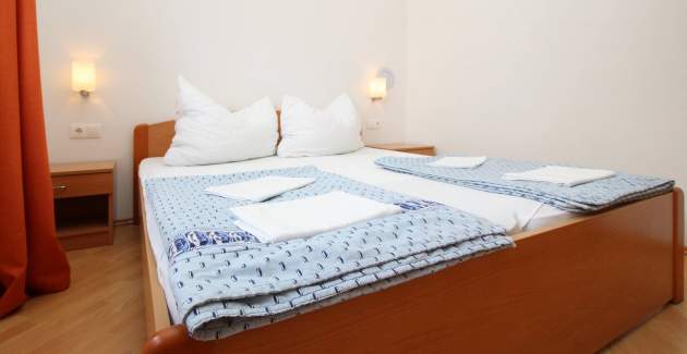 Apartment Mikulan Nara M - with Sea View, 350 m from the Beach