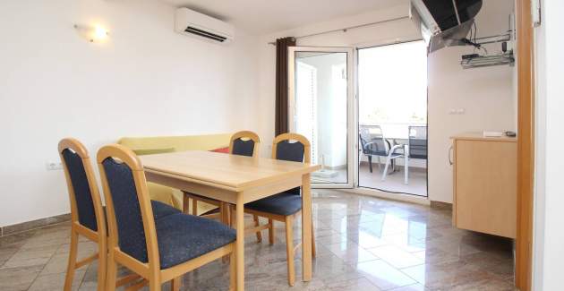 Apartment Mikulan Nara M - with Sea View, 350 m from the Beach