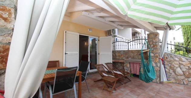 Apartment Mikulan Nara Priz - with Terrace, 350 m from the Beach