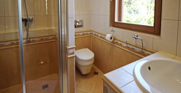 Appartamento Mrkus A6 priz - con terrazza, vicino alla spiaggia