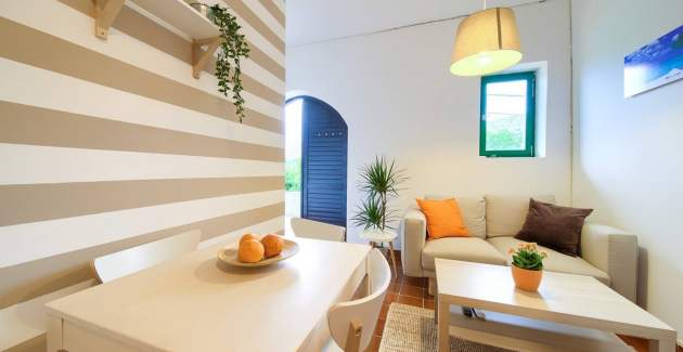 Apartment Nana priz - with large Terrace