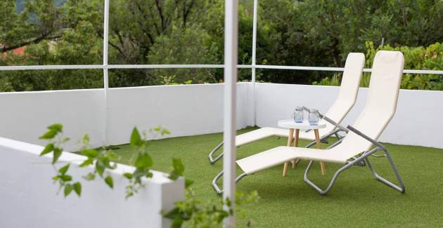 Apartment Nana priz - with large Terrace