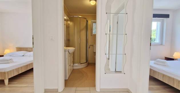 Apartment Pavlakovic - with Balcony and Parking