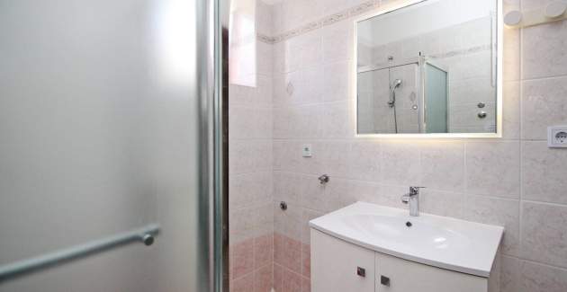 Apartment Lana priz - near the Center and the Beach