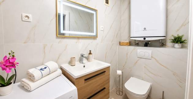 Apartment Radojevic – auf zwei Etagen, mit Parkplatz