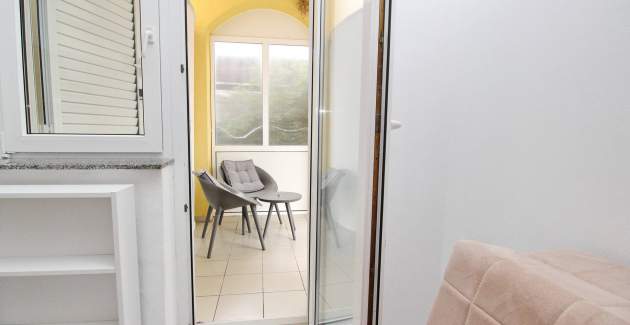 Studio Apartment Rozman Beach - near the Beach, with Terrace