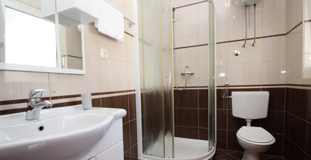 Apartman Zarok Beach Holiday A2 - blizu plaže, s terasom