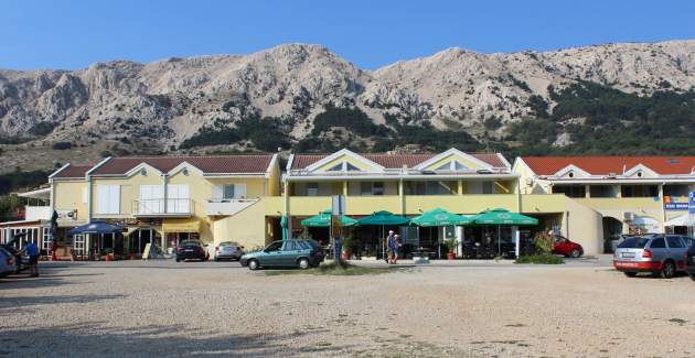 Apartman Zarok Beach Holiday A2 - blizu plaže, s terasom