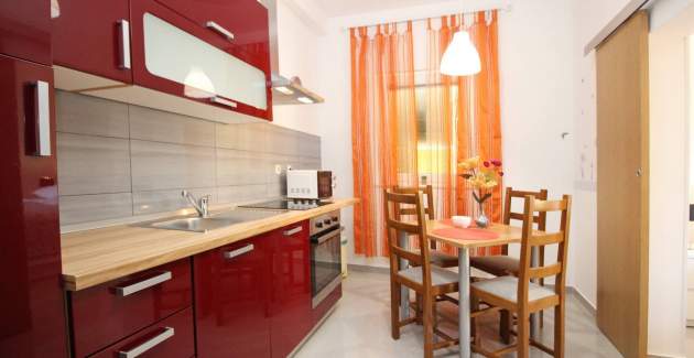 Apartman Zarok Beach Holiday A2 - blizu plaže, s terasom