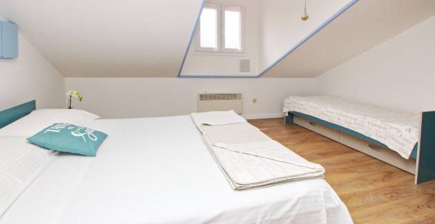 Apartment Čubranić S. Bs – im Hafen, nahe dem Meer