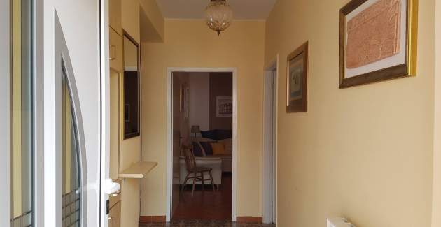 Appartamento Gabrijela per 4–6 persone – con balcone, a 450 m dalla spiaggia