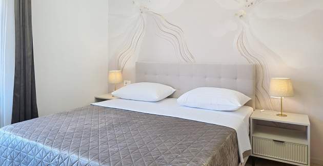 Modern apartment Gabrijela for 4 persons - with Balcony, 450 m from the Beach