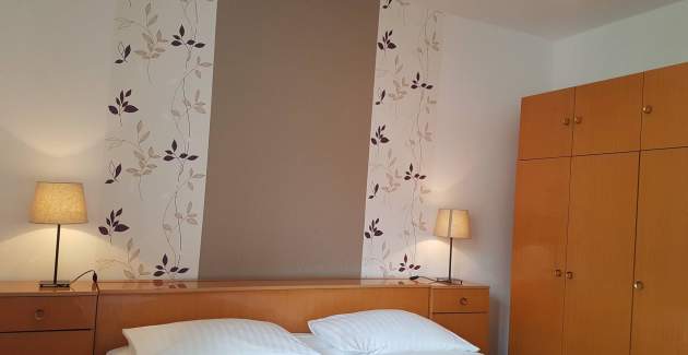 Appartamento Gabrijela per 4–6 persone – con balcone, a 450 m dalla spiaggia