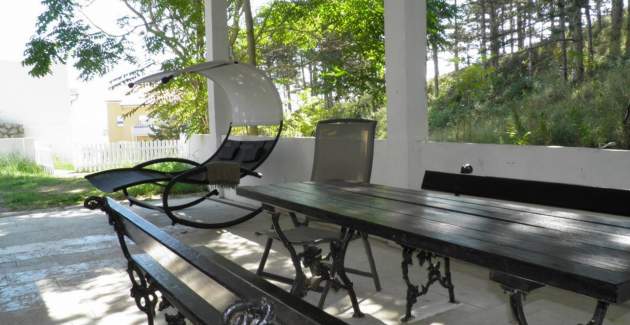 Apartment Starcevic-Filipovic with a Backyard and BBQ, 150 m from the Beach