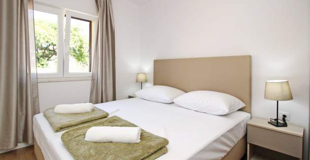 Šarmantan apartman Sunshine br.4 – s balkonom, 300 m od plaže