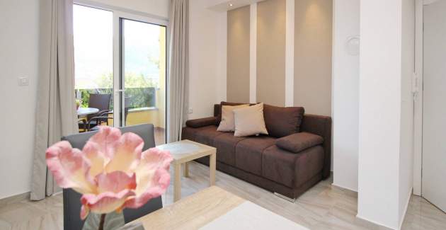 Šarmantan apartman Sunshine br.4 – s balkonom, 300 m od plaže