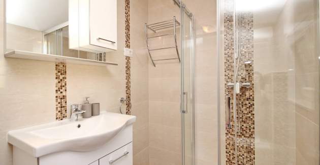 Charming Apartment Sunshine No.5 - with Balcony, 300 m from the Beach