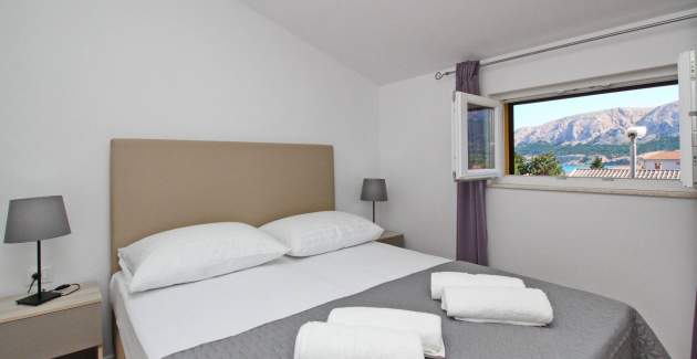 Charming Apartment Sunshine No.5 - with Balcony, 300 m from the Beach