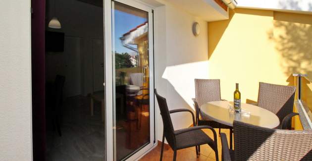Charmantes Apartment Sunshine Nr.6 - mit Balkon, 300 m vom Strand entfernt