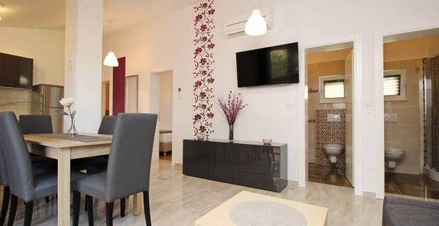 Charmantes Apartment Sunshine Nr.6 - mit Balkon, 300 m vom Strand entfernt