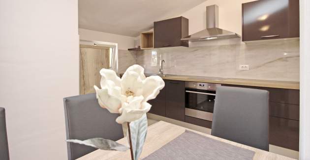 Charmantes Apartment Sunshine Nr.6 - mit Balkon, 300 m vom Strand entfernt