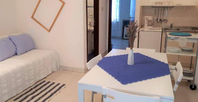 Apartment Valic (stari) - near the Center, 250m from the Beach