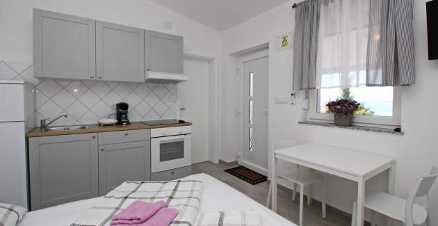 Studio Apartment Lavanda No.5 - by the Sea, with Sea View