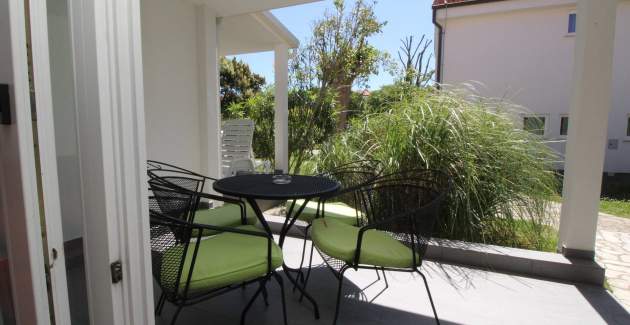 Apartment complex Villas Corinthia 3 - Top Location, 100m from the Beach, surrounded by Greenery