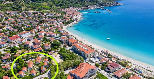 Apartment complex Villas Corinthia 4 - Top Location, 100m from the Beach, surrounded by Greenery