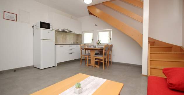 Apartment complex Villas Corinthia 10 - Top Location, 100m from the Beach, surrounded by Greenery