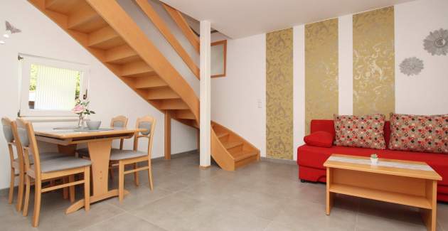 Apartment complex Villas Corinthia 12 - Top Location, 100m from the Beach, surrounded by Greenery