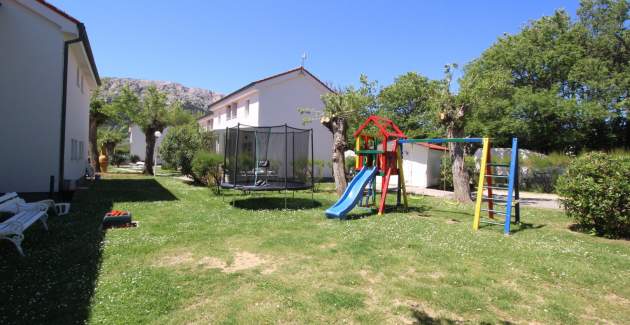 Apartment complex Villas Corinthia 16 - Top Location, 100m from the Beach, surrounded by Greenery