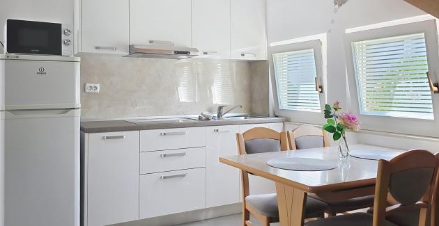 Apartment complex Villas Corinthia 18 - Top Location, 100m from the Beach, surrounded by Greenery