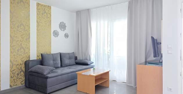 Apartment complex Villas Corinthia 20 - Top Location, 100m from the Beach, surrounded by Greenery