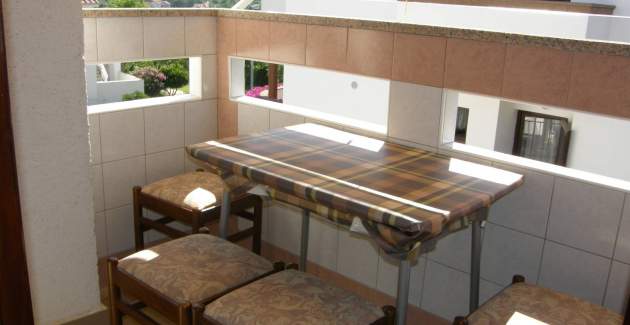 Studio Vranic - with Balcony, 450m from the Beach